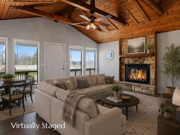 1545 Highway O, Gravois Mills, MO 65037