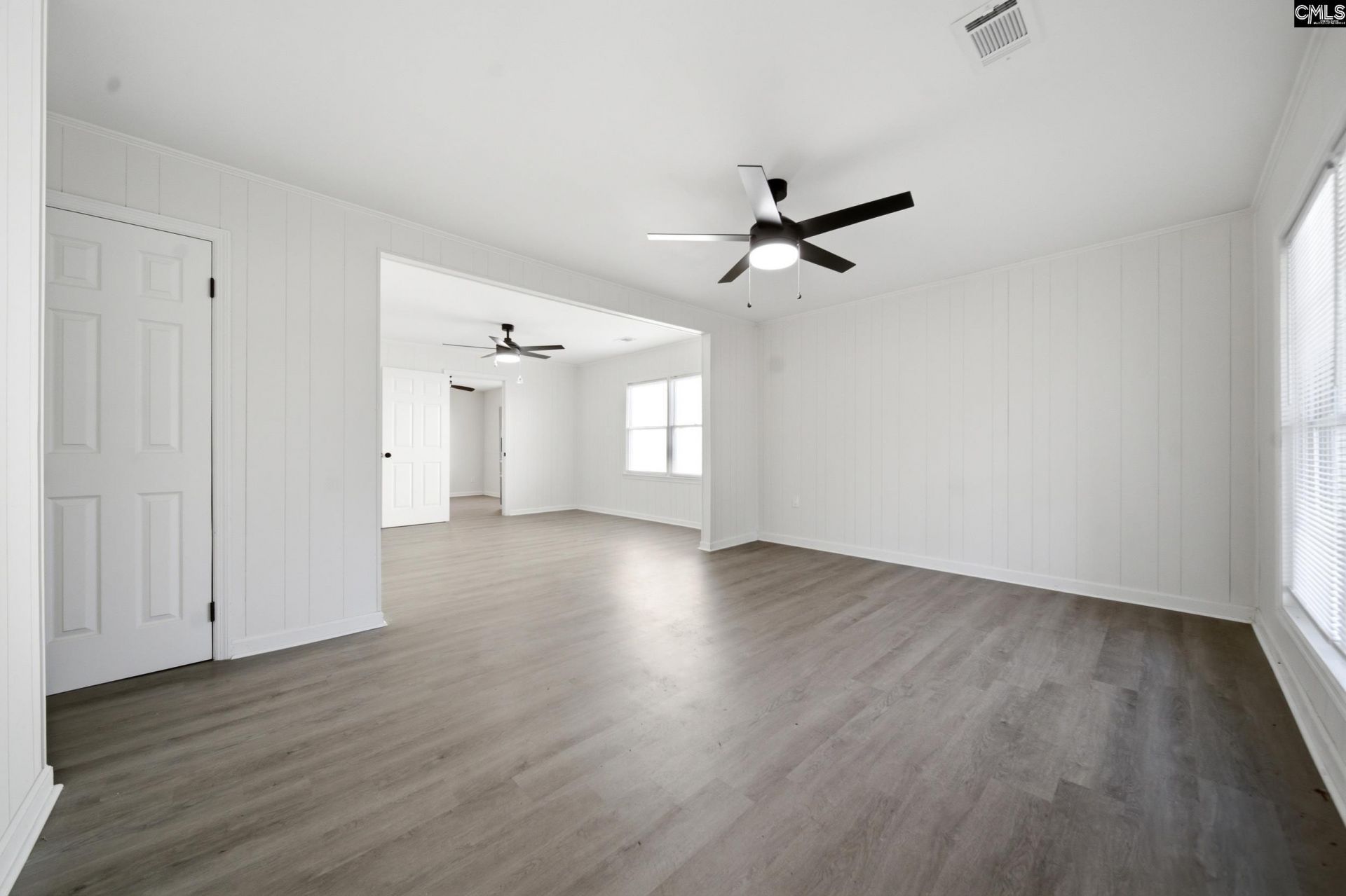 1137 Allen Street  Photo 4
