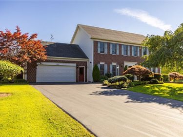 1487 Fallen Leaf Terrace, Webster, NY 14580