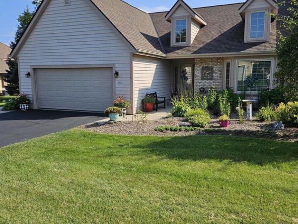 2081 Upper Ridge ROAD, Port Washington, WI 53074