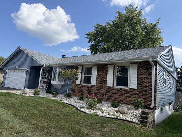 2120 Highland Drive , Sycamore, IL 60178