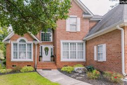 608 Carola Lane photo 4