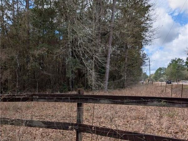 14935 Old Pascagoula Road , Grand Bay, AL 36541