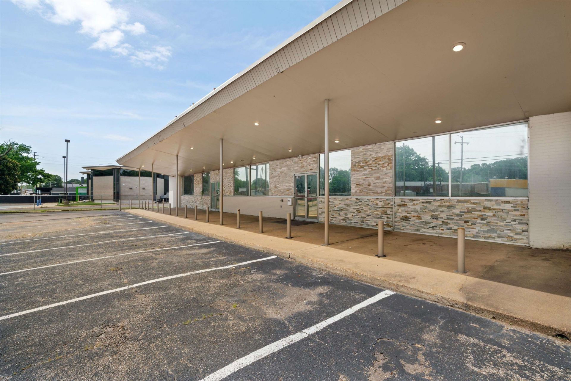 2802 Lamar Ave, Memphis, TN 38114 Main Photo