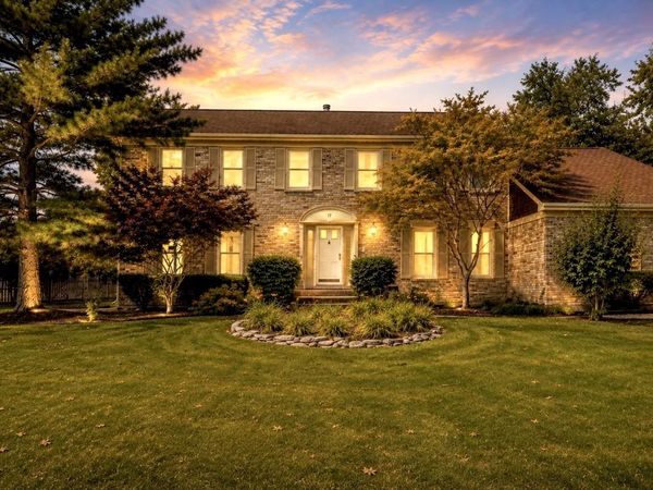 17 Cherrywood Drive , Schaumburg, IL 60194