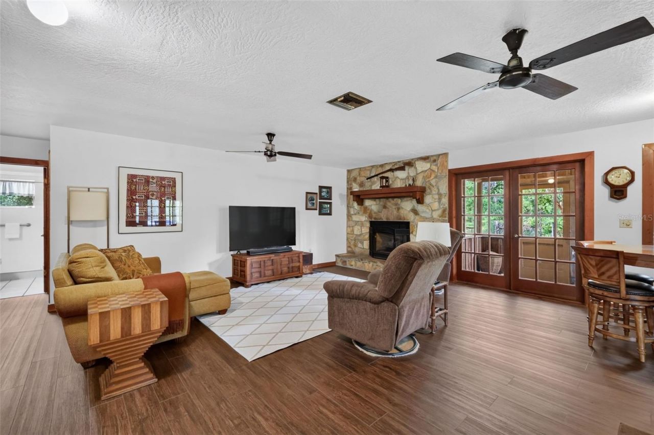 24939 Old Deer Road, Paisley, FL 32767 Photo