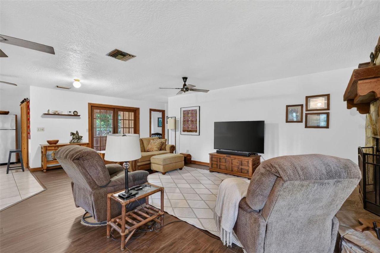 24939 Old Deer Road, Paisley, FL 32767 Photo
