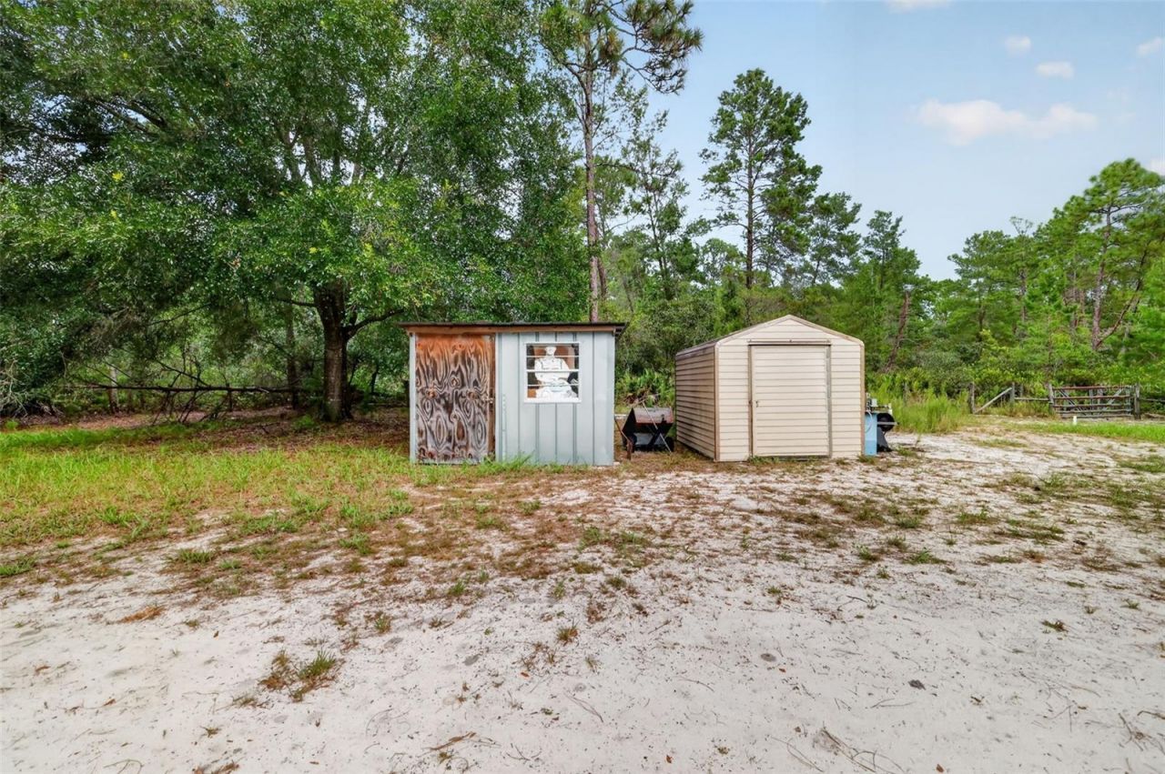 24939 Old Deer Road, Paisley, FL 32767 Photo