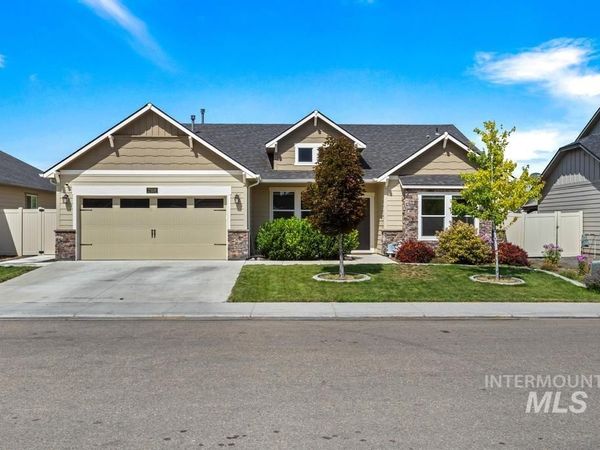 2308 W Coneflower St., Nampa, ID 83686