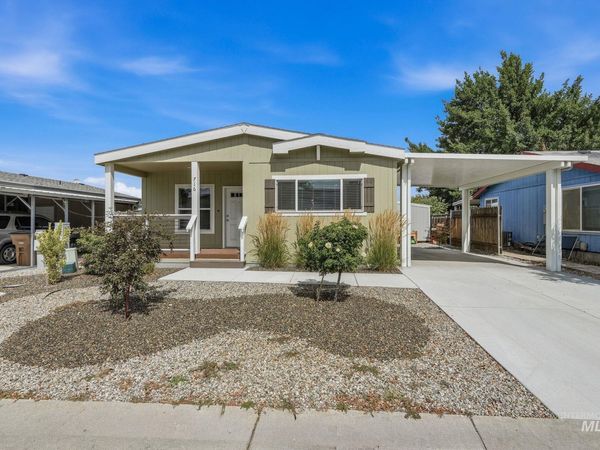 716 Liberty Ln, Emmett, ID 83617