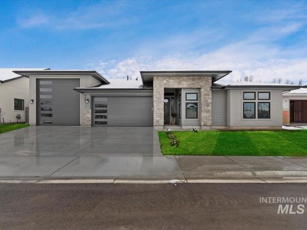 1642 W Deadwood St, Eagle, ID 83616