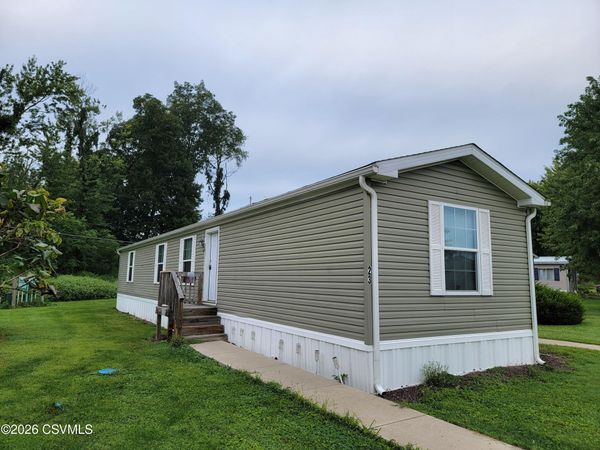 23 COUNTRYSIDE Drive , Selinsgrove, PA 17870