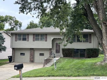 15334 Westchester Drive, Omaha, NE 68154
