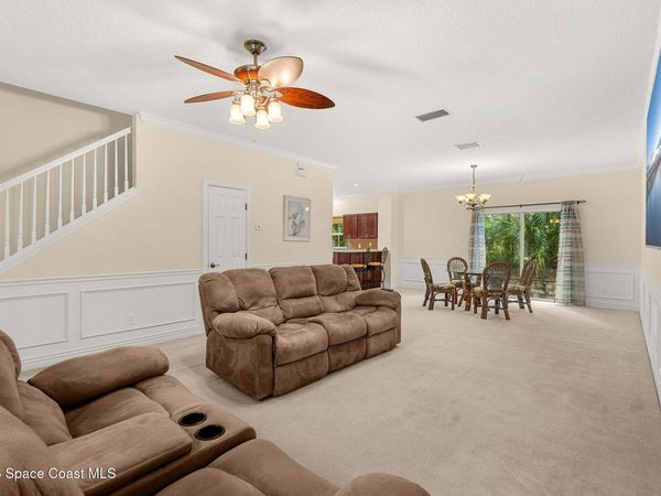 622 Cedar Side Circle NE, Palm Bay, FL 32905