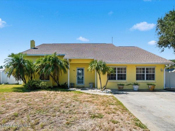 205 Sea Dunes Drive , Melbourne Beach, FL 32951