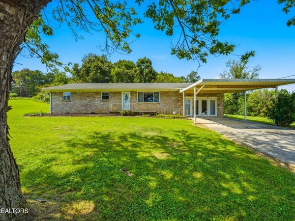 804 Maryville Hwy , Seymour, TN 37865