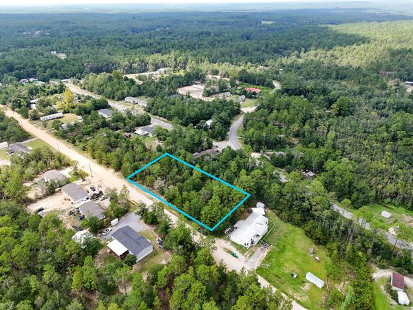 26,27,& 28 E Amaryllis Lane, DeFuniak Springs, FL 32433