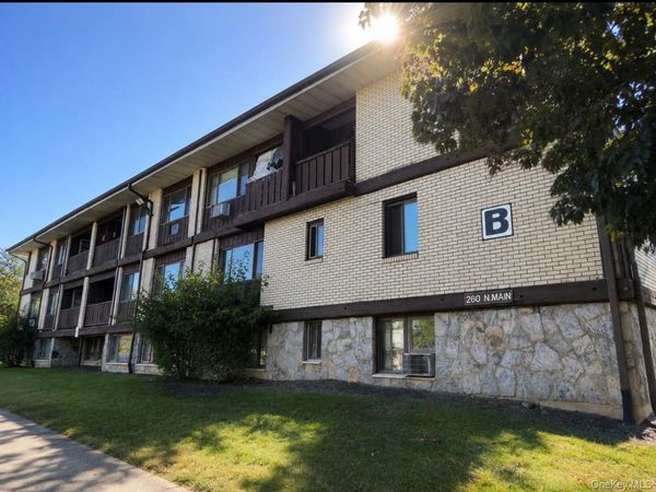 260 N Main Street, Unit B-42, Spring Valley, NY 10977