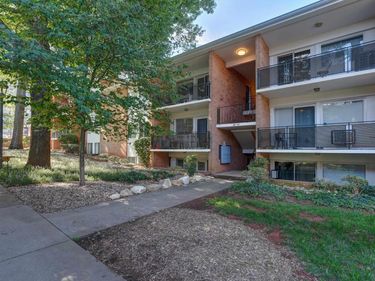 1800 JEFFERSON PARK AVE , Unit 58, Charlottesville, VA 22903
