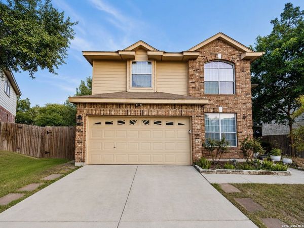 8610 Cantua Crk, Helotes, TX 78023