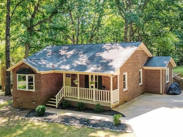 6713 High Gap Road, Waxhaw, NC 28173