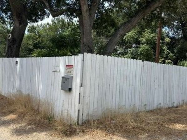 13111 Sierra, Agua Dulce, CA 91390