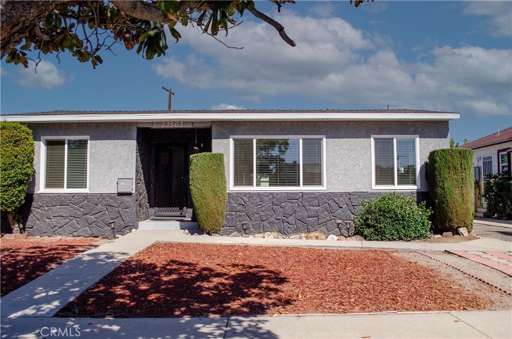 13563 Montague, Arleta, CA 91331 Main Photo