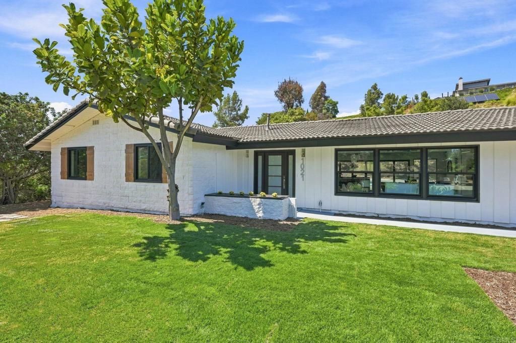 1021 Calle Escarpada, Bonita, CA 91902 Main Photo