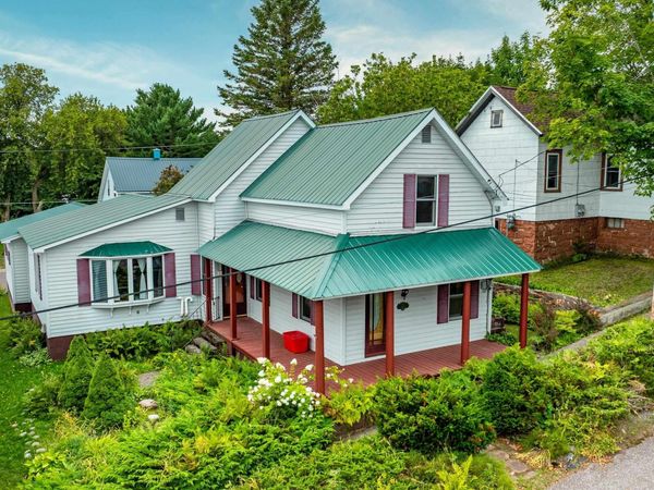 844 Eighth Street, Lake Linden, MI 49945