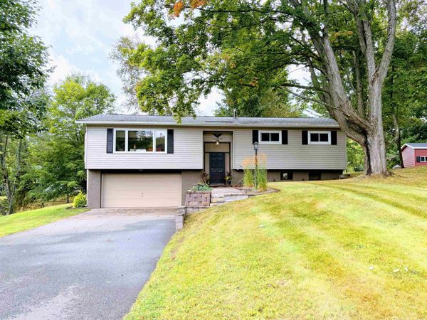 623 Craig Street, Marquette, MI 49855