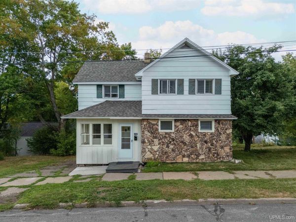109 S 4th Street, Crystal Falls, MI 49920