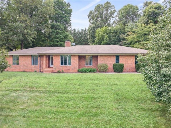2315 Ridge RD, Roanoke, VA 24014