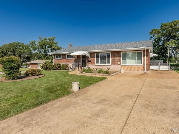 10106 Hammerdale Lane , St Louis, MO 63123