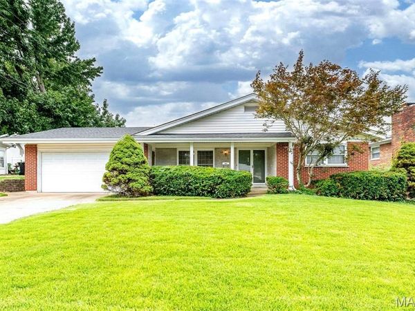 1610 Saint Anthony Lane, Florissant, MO 63033