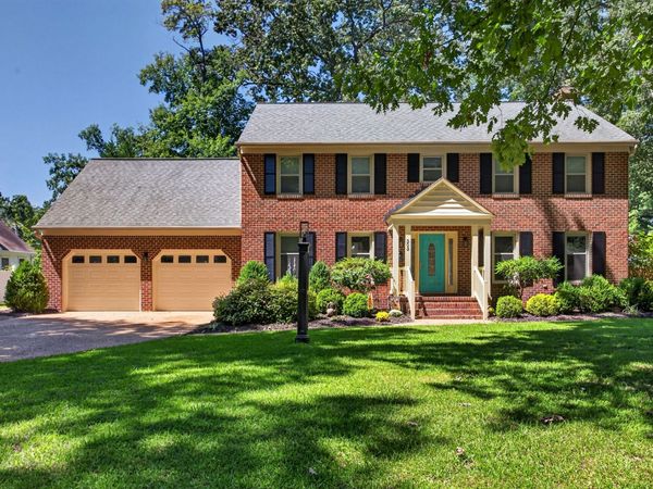 303 Parkway Drive , Newport News, VA 23606