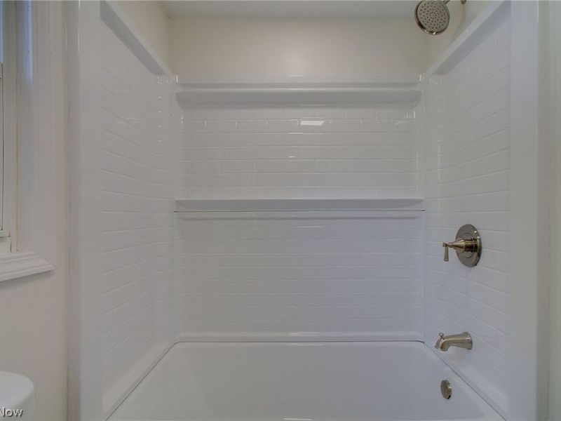 483 Sullivan Avenue, Akron, OH 44305 Photo 26