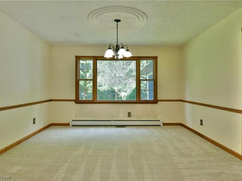 211 Fox Run, Cortland, OH 44410 Photo 15