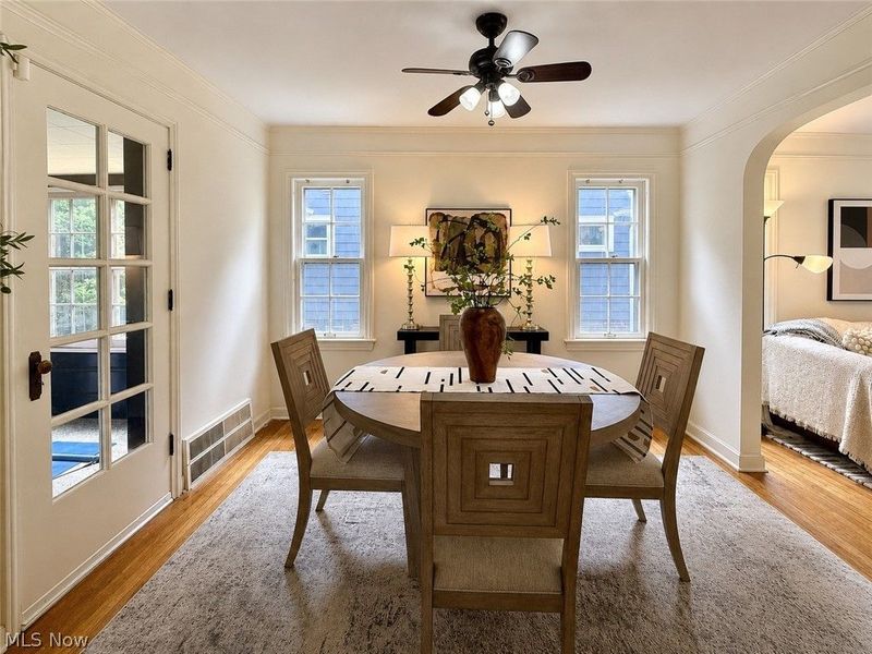 869 Cambridge Road, Cleveland Heights, OH 44121 Photo 12