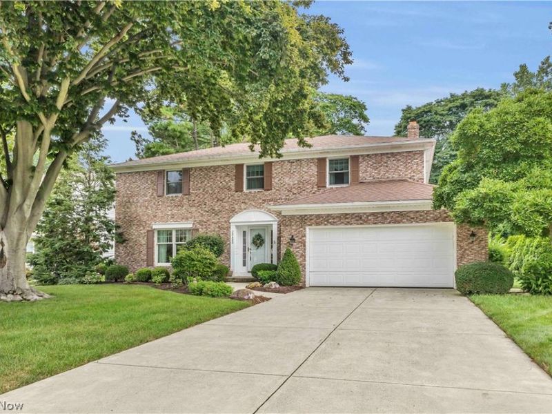 29480 Goulders Grn, Bay Village, OH 44140 Photo 1