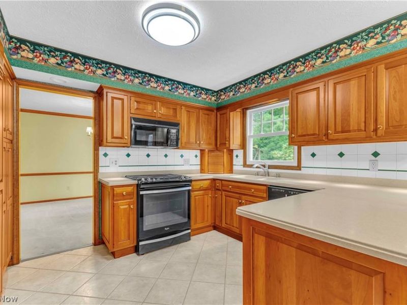 29480 Goulders Grn, Bay Village, OH 44140 Photo 13