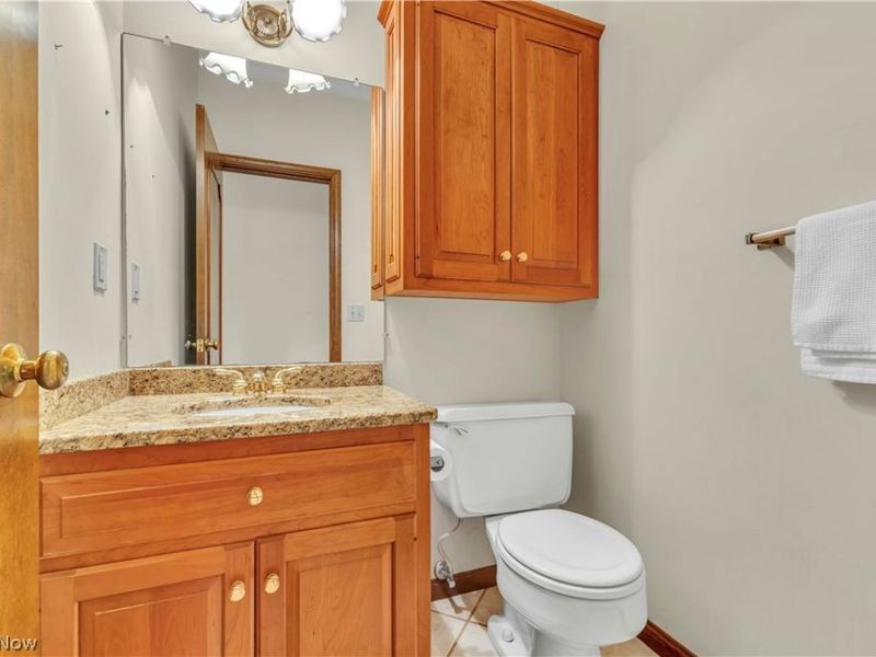 29480 Goulders Grn, Bay Village, OH 44140 Photo 21