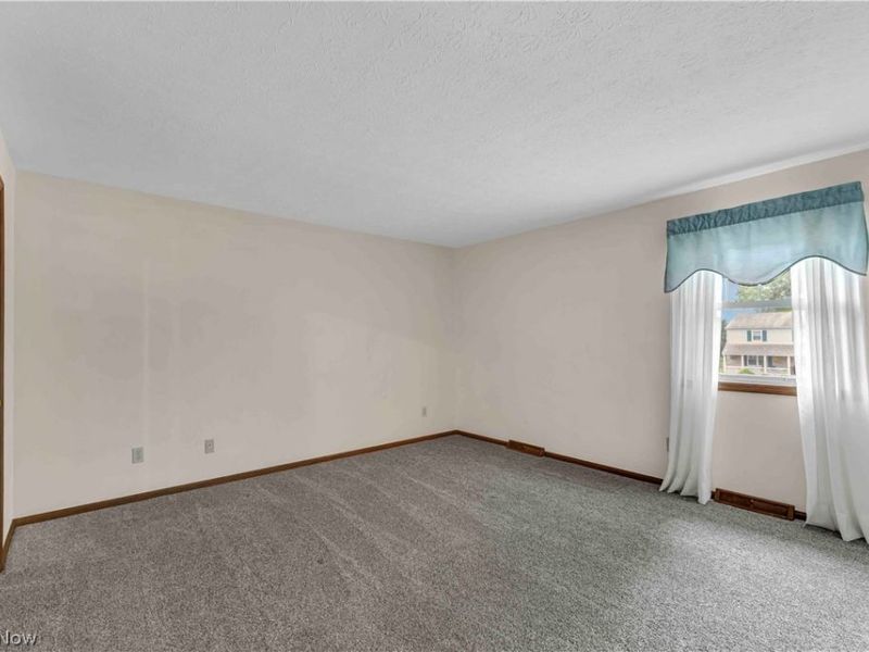 29480 Goulders Grn, Bay Village, OH 44140 Photo 24