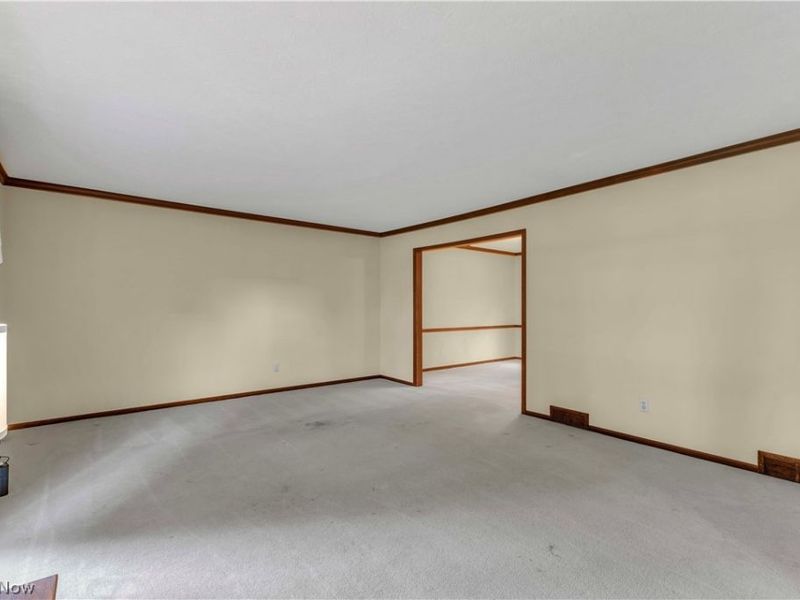 29480 Goulders Grn, Bay Village, OH 44140 Photo 5