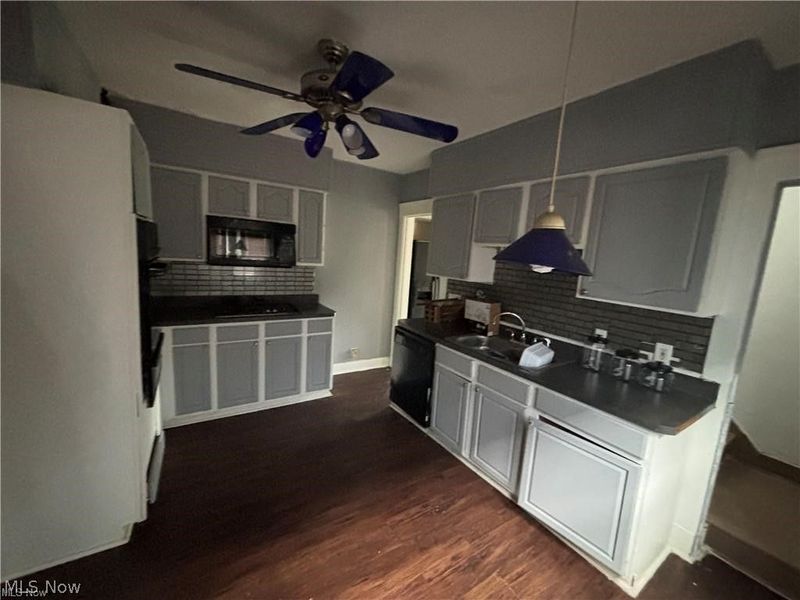 11717 Robertson Avenue, Cleveland, OH 44105 Photo 5