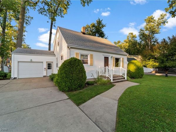 293 Bellaire Road , Avon Lake, OH 44012