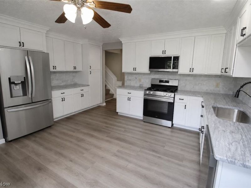 2300 Beechersbrook Lane, Madison, OH 44057 Photo 7