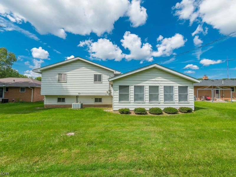 7235 Normandy Drive, Parma, OH 44134 Photo 10