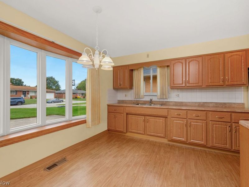 7235 Normandy Drive, Parma, OH 44134 Photo 29