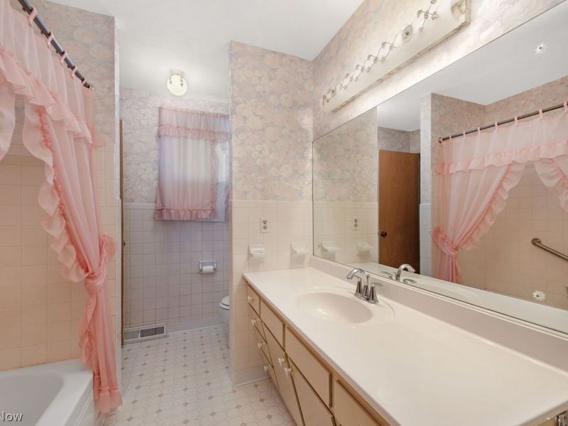7235 Normandy Drive, Parma, OH 44134 Photo 31