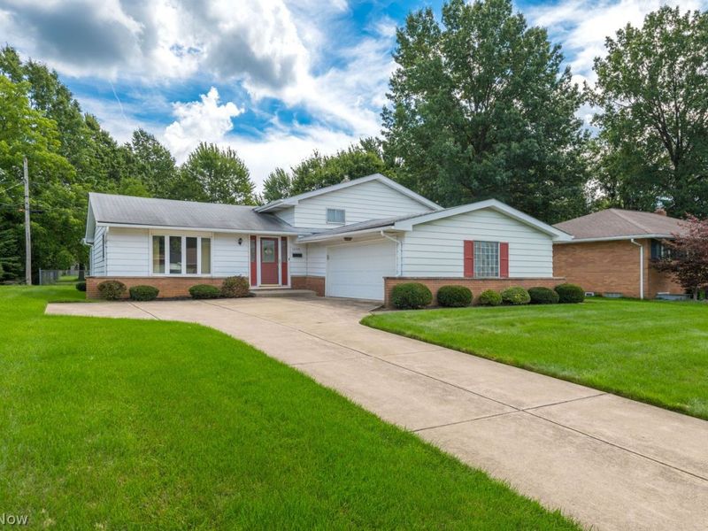 7235 Normandy Drive, Parma, OH 44134 Photo 5